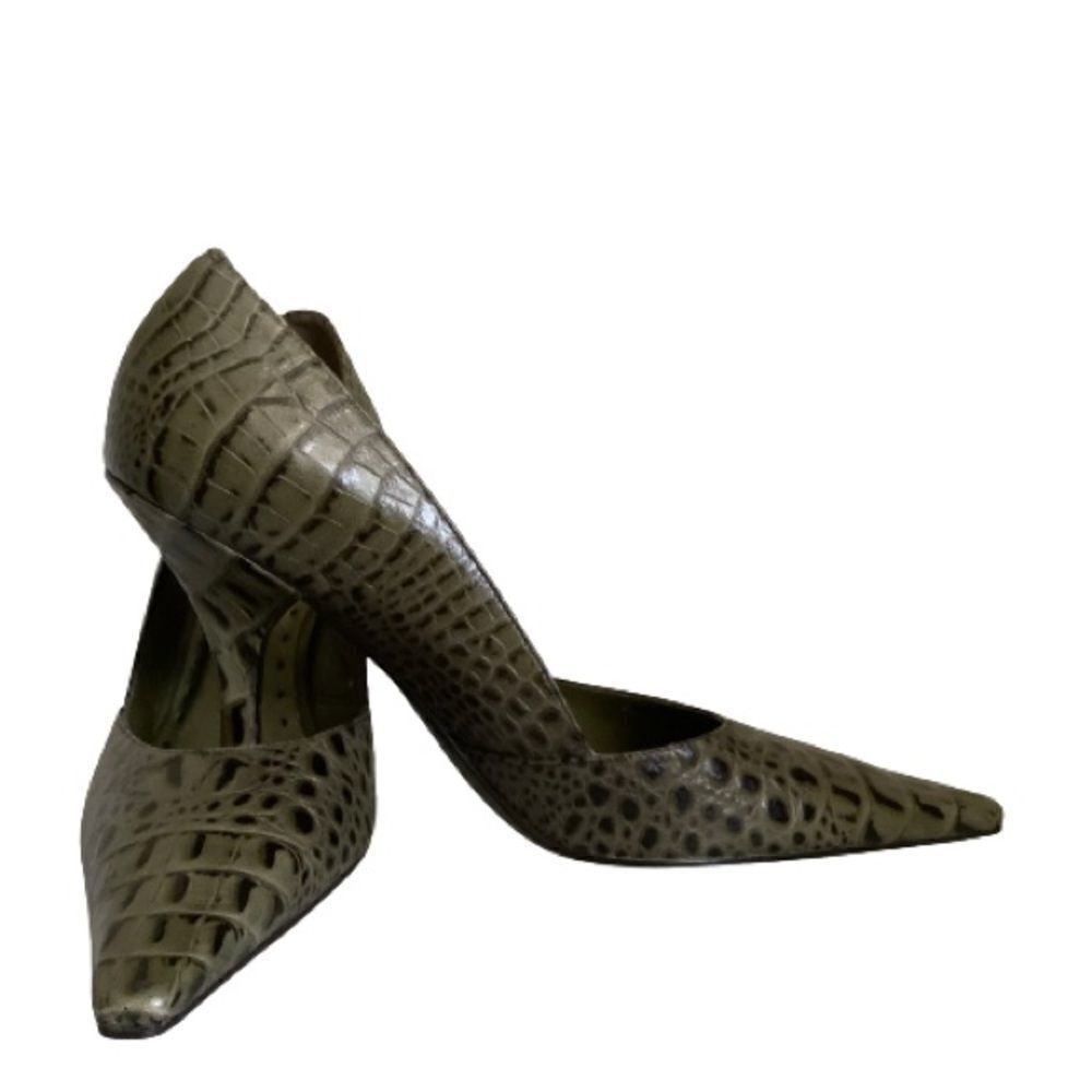 BCBGirls CROC EMBOSSED LEATHER PUMPS SIZE 6B - Picture 8 of 8